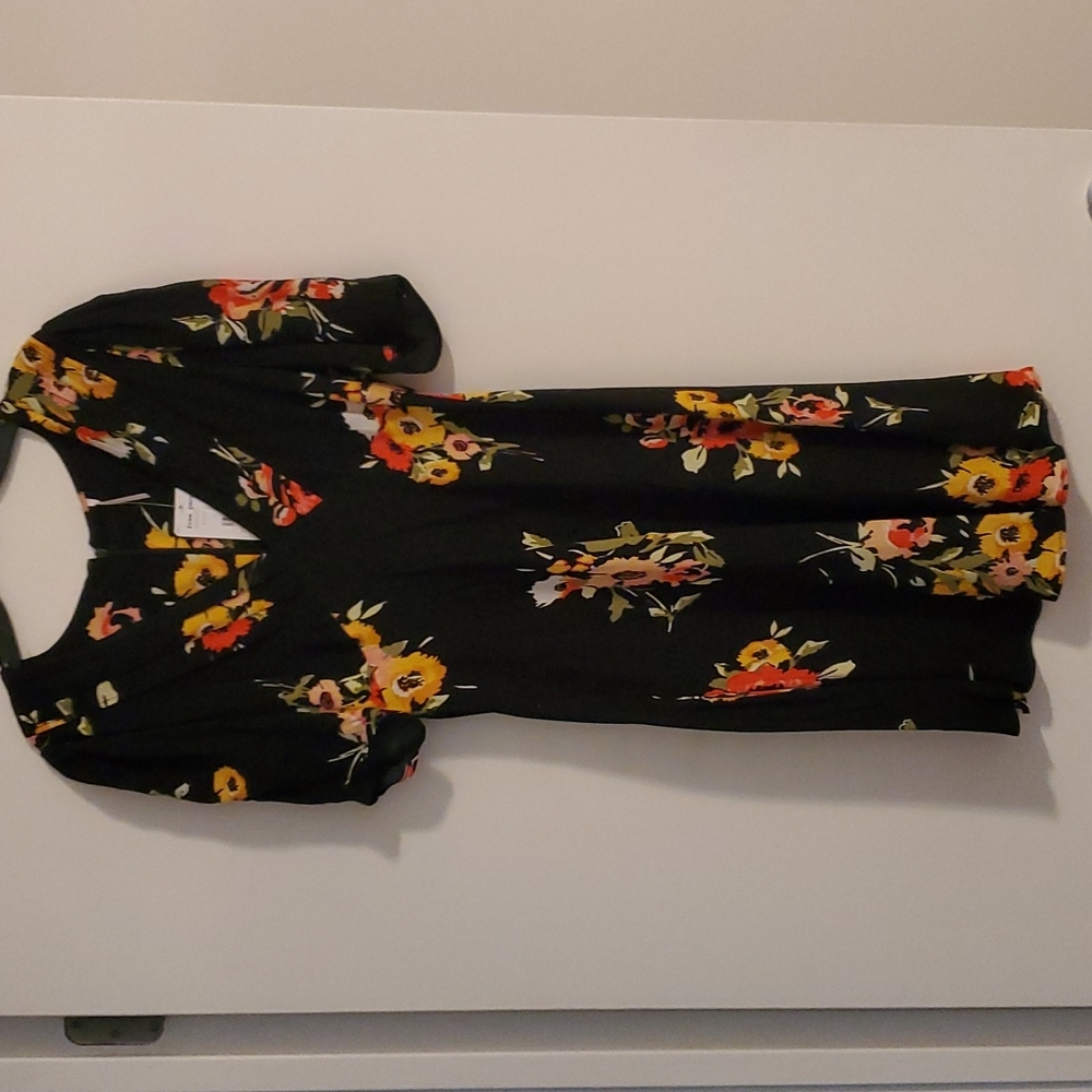 Free People black floral dress, size 0 NWT